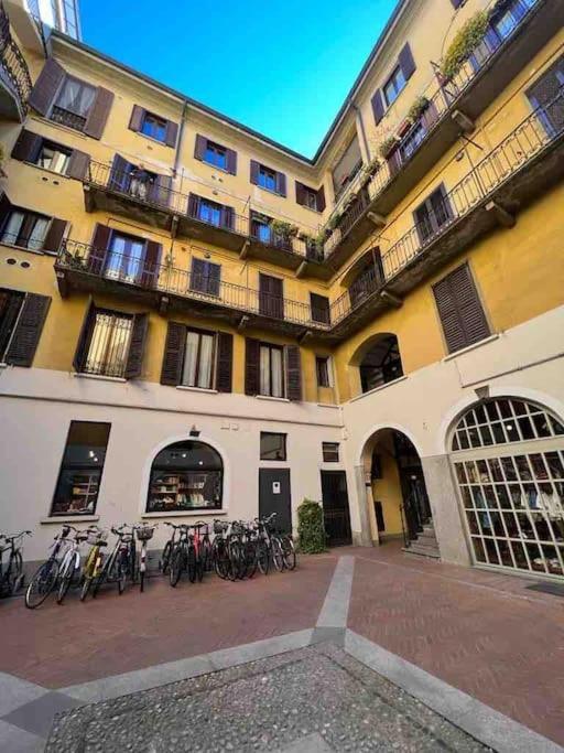La Casa Alle Colonne - Navigliapartments Mediolan Zewnętrze zdjęcie